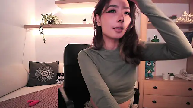 SabrinaSpell  online show from 03.26.26