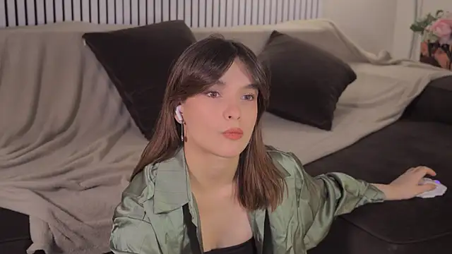 Bella Alita online show from 04.11.26