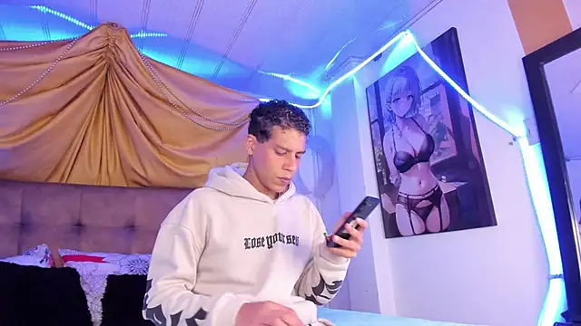 Snapshot of Ethan_Boyy chatting on 09.08.25 Ethan Boyy online show from 09.08.25