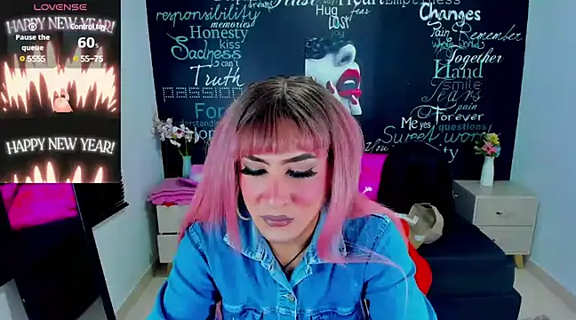 Snapshot of Georgina_Giio chatting on 01.12.25 Georgina Giio online show from 01.12.25