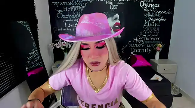 Snapshot of Georgina_Giio chatting on 01.14.25 Georgina Giio online show from 01.14.25