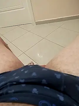 Snapshot of xristoss11 chatting on 03.08.25 xristoss11 online show from 03.08.25