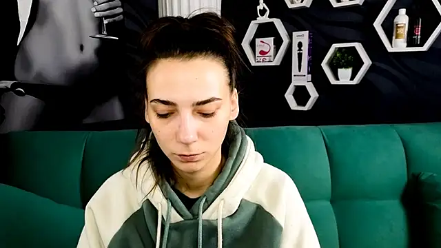 Snapshot of annabishop chatting on 02.17.25 annabishop online show from 02.17.25