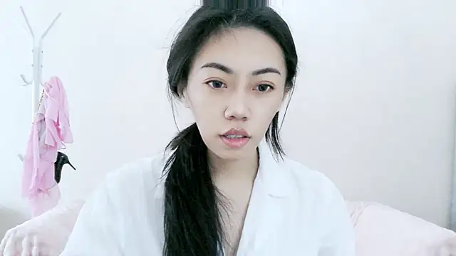 Snapshot of vnhfds chatting on 01.25.25 vnhfds online show from 01.25.25