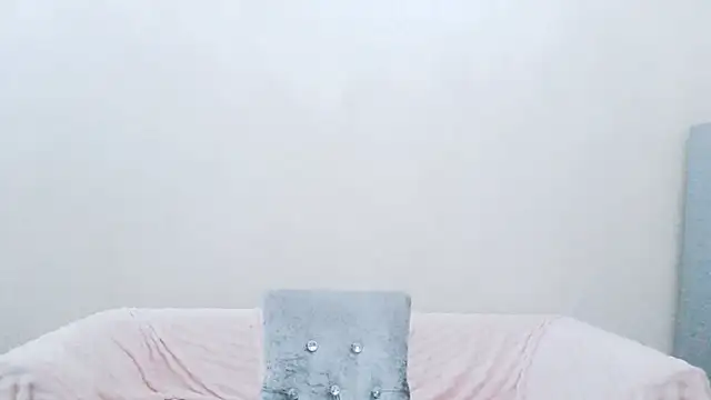 Snapshot of vnhfds chatting on 01.25.25 vnhfds online show from 01.25.25