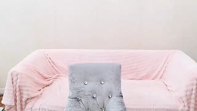 Snapshot of vnhfds chatting on 02.08.25 vnhfds online show from 02.08.25