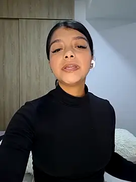 IslaBlaze online show from 04.14.26