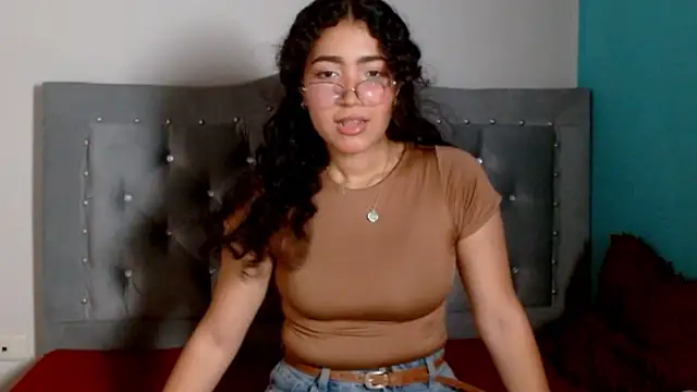 Snapshot of Atlanta_Beautiful chatting on 11.21.25 Atlanta Beautiful online show from 11.21.25