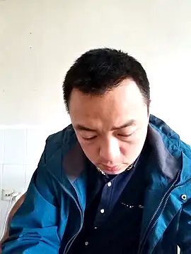 Snapshot of swg176 chatting on 11.05.25 swg176 online show from 11.05.25