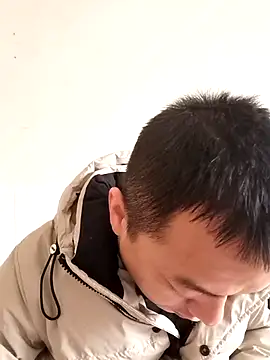 Snapshot of swg176 chatting on 02.10.26 swg176 online show from 02.10.26