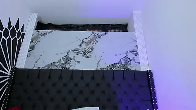 EthaanCox online show from 03.17.26