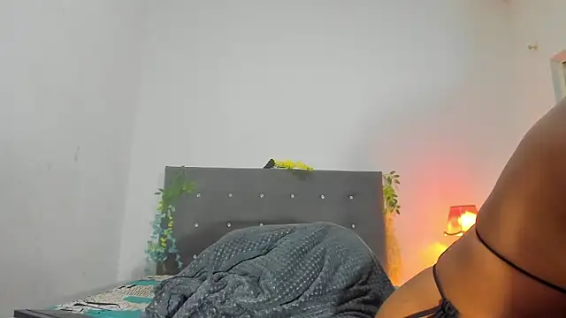 NoaBrowm online show from 11.07.25