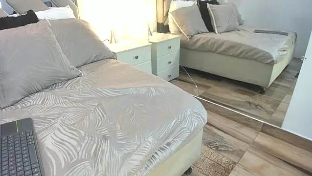 raquell moore online show from 02.16.26