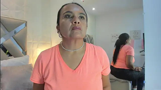 raquell moore online show from 03.08.26