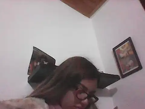 Snapshot of VittoriaTaylor chatting on 01.31.25 VittoriaTaylor online show from 01.31.25