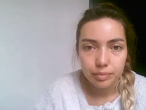 VittoriaTaylor online show from 03.24.26