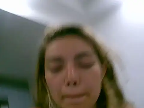 VittoriaTaylor online show from 04.16.26