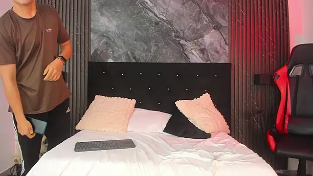 vanilla hot online show from 01.27.25