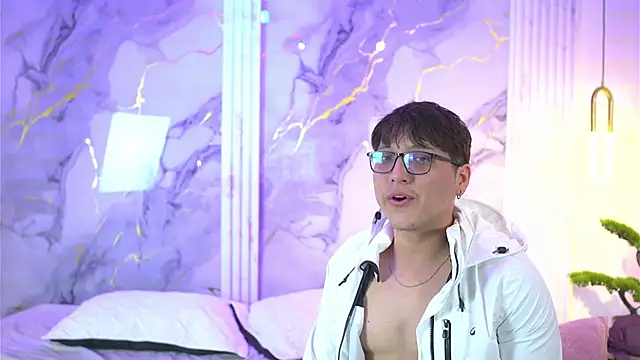 vanilla hot online show from 11.06.25