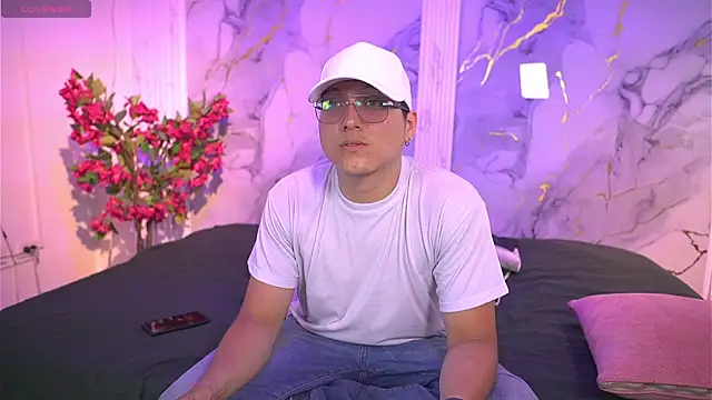 vanilla hot online show from 12.15.25