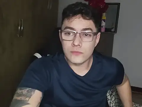 Dyllan   online show from 10.12.25