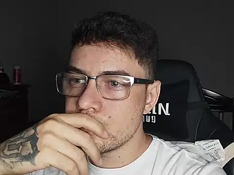 Dyllan   online show from 10.29.25