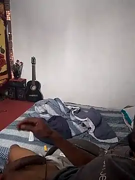 Snapshot of 1662 chatting on 10.25.25 1662 online show from 10.25.25