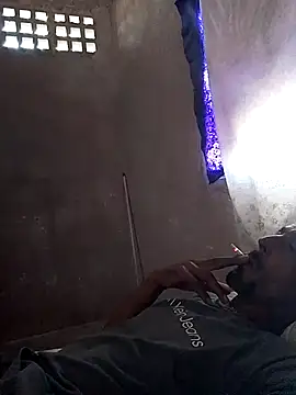 Snapshot of 1662 chatting on 11.16.25 1662 online show from 11.16.25