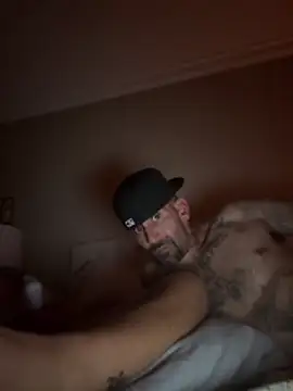 hornycouple818 online show from 04.23.26