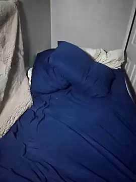 Snapshot of noyr_2003 chatting on 03.18.25 noyr 2003 online show from 03.18.25