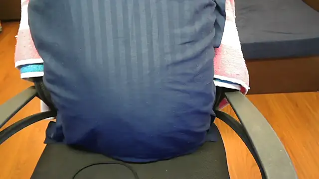 LovelyRosy online show from 11.19.25