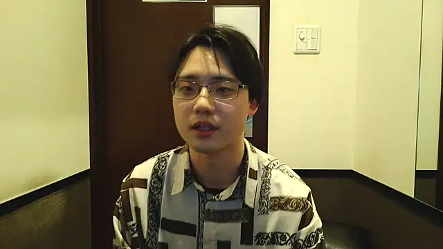 Snapshot of nunnun00 chatting on 02.01.25 nunnun00 online show from 02.01.25