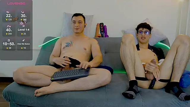 Snapshot of Cum_hunters chatting on 01.31.25 Cum hunters online show from 01.31.25