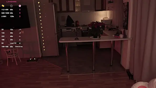 Snapshot of miuri_miy chatting on 11.21.25 miuri miy online show from 11.21.25