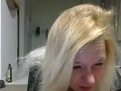 Snapshot of Sliprynip69 chatting on 07.09.26 Sliprynip69 online show from 07.09.26