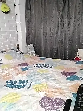 Snapshot of stefany_pablo1 chatting on 10.29.25 stefany pablo1 online show from 10.29.25