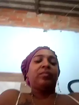 Snapshot of Teresa_mm chatting on 11.07.25 Teresa mm online show from 11.07.25