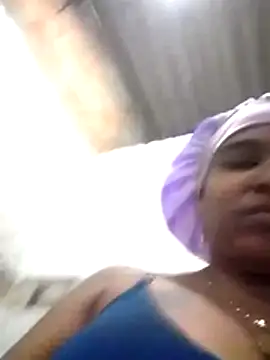 Snapshot of Teresa_mm chatting on 11.29.25 Teresa mm online show from 11.29.25