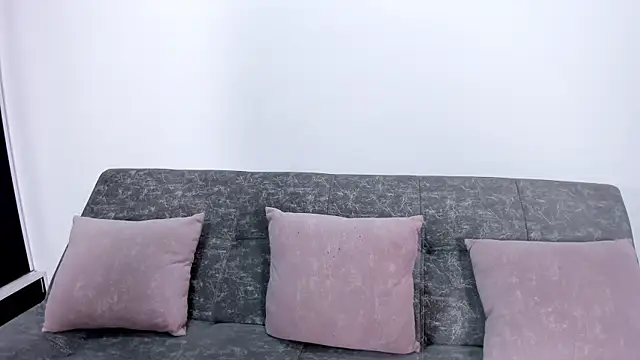 Alondra Cutie online show from 01.17.26