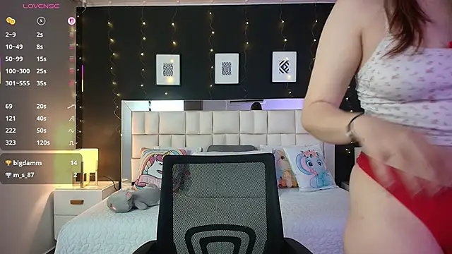 Snapshot of anastasia_windel chatting on 09.14.25 anastasia windel online show from 09.14.25