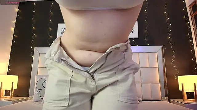 Snapshot of anastasia_windel chatting on 09.21.25 anastasia windel online show from 09.21.25