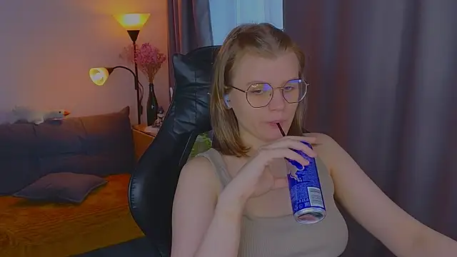  JessieVibes online show from 04.07.26