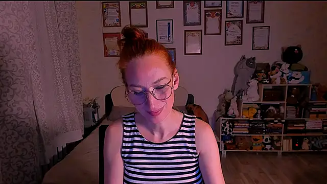 Snapshot of red_rocco chatting on 03.16.25 red rocco online show from 03.16.25