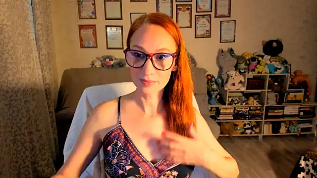 Snapshot of red_rocco chatting on 09.08.25 red rocco online show from 09.08.25