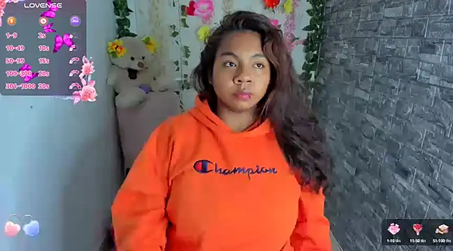 naty jhonsom  online show from 03.07.25