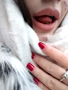 Arya Black online show from 02.08.25