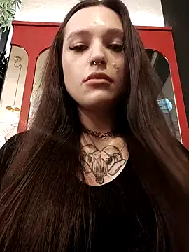 Arya Black online show from 02.10.25