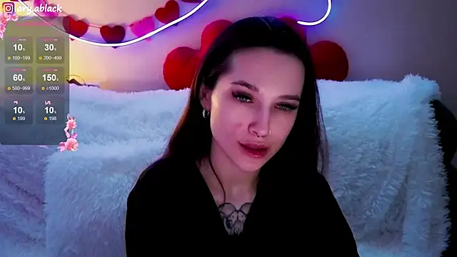 Arya Black online show from 02.18.25