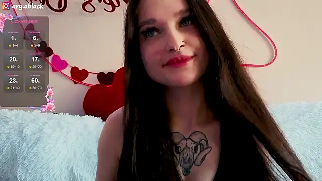 Arya Black online show from 02.20.25