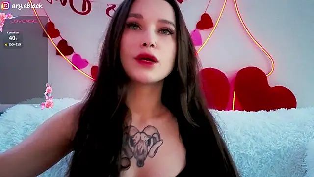 Arya Black online show from 02.22.25